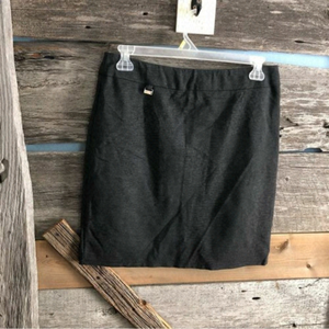 Devia Size Large Grey Stretch Short Skirt